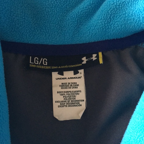 Under Armour Half Zip - Picture 2 of 3